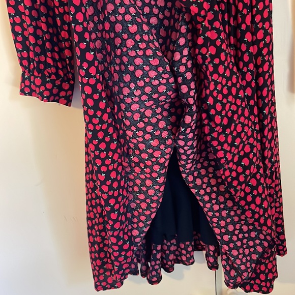Long sleeve mini dress with apple pattern - Picture 6 of 11